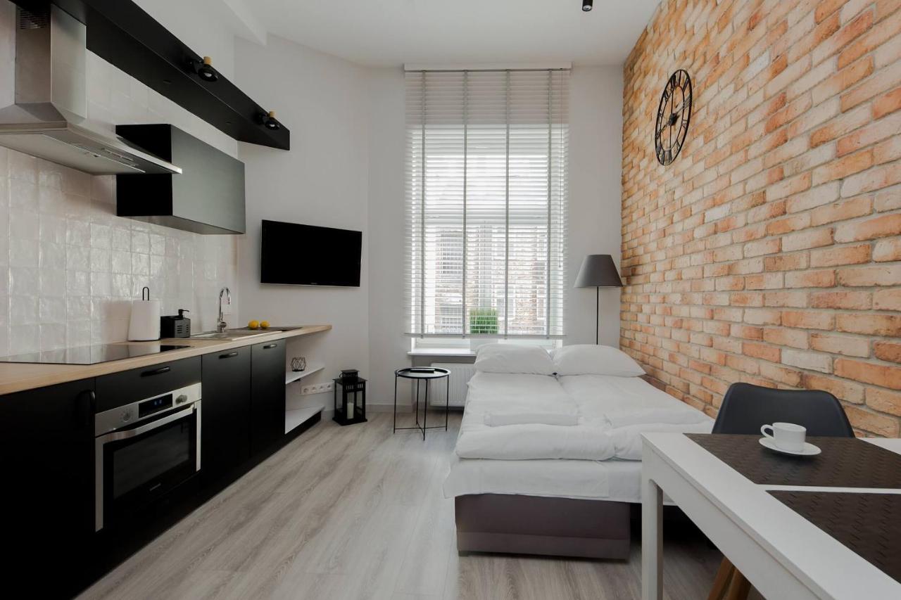 4 Eco Apart Chateau Jagiellonska 22 Warszawa Old Town Varsóvia Exterior foto
