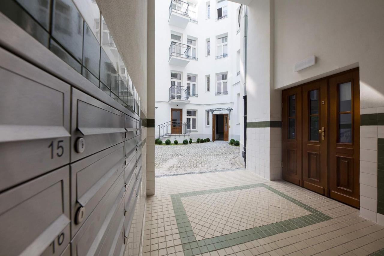 4 Eco Apart Chateau Jagiellonska 22 Warszawa Old Town Varsóvia Exterior foto
