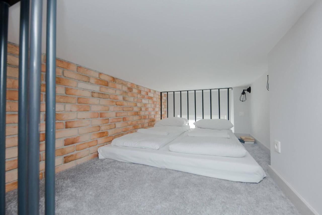 4 Eco Apart Chateau Jagiellonska 22 Warszawa Old Town Varsóvia Exterior foto